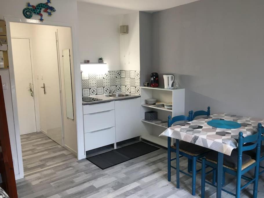 Studio Duplex Vue Mer 100M De La Plage Saint-Nic Extérieur photo